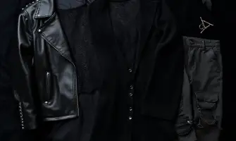 How Do Fabric Choices Affect Goth Outfit Durability?